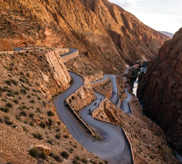 visite-gorges-dardés-sud-maroc